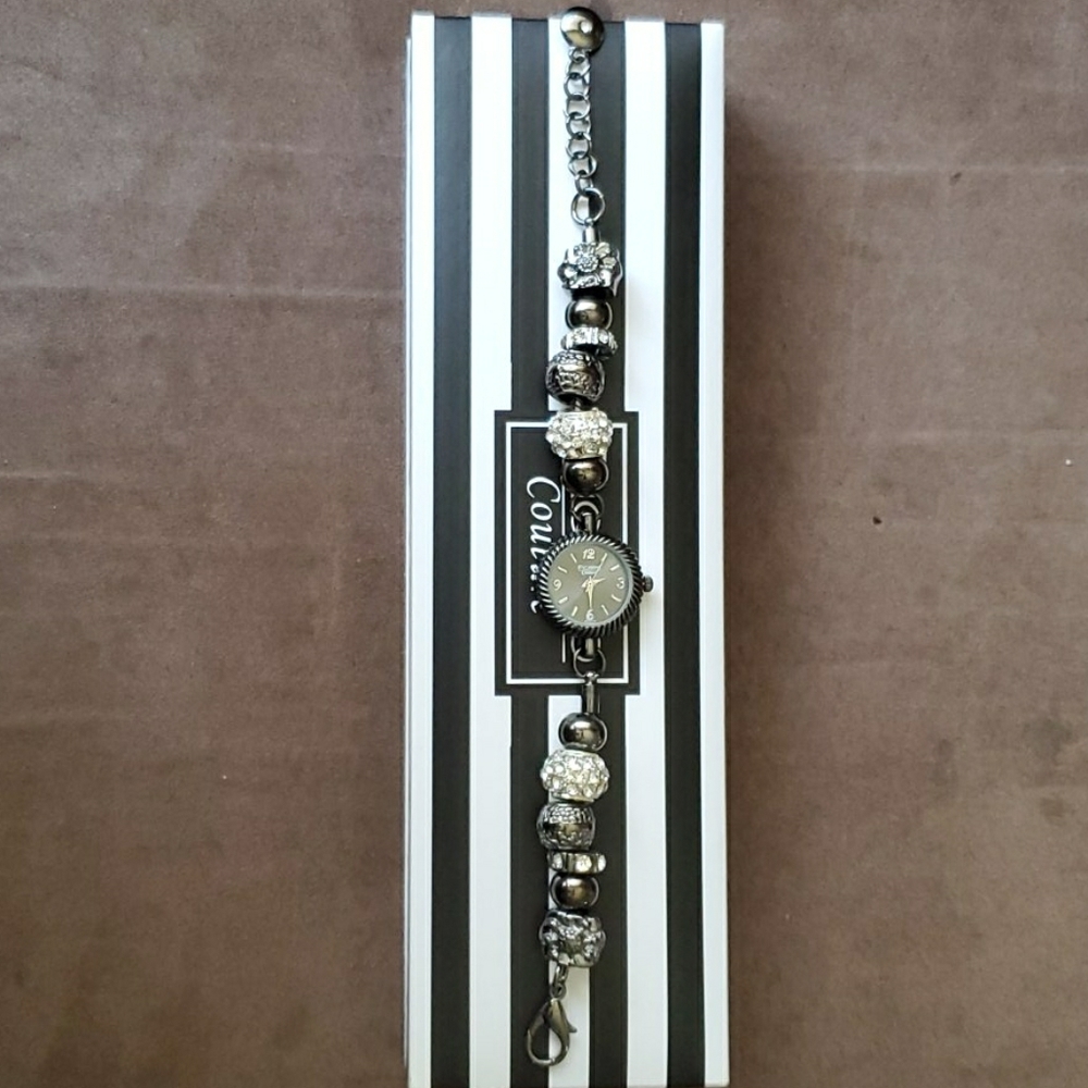 Figaro Couture Bracelet Watch